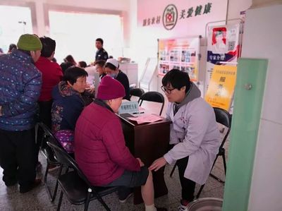 迎&ldquo;三八"國際婦女節,專家基層義診送健康